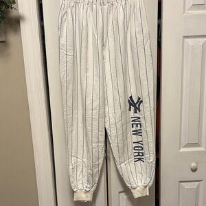 VINTAGE White and Blue New York Yankees Joggers